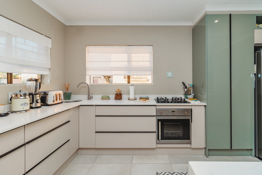 3 Bedroom Property for Sale in Heather Park Western Cape